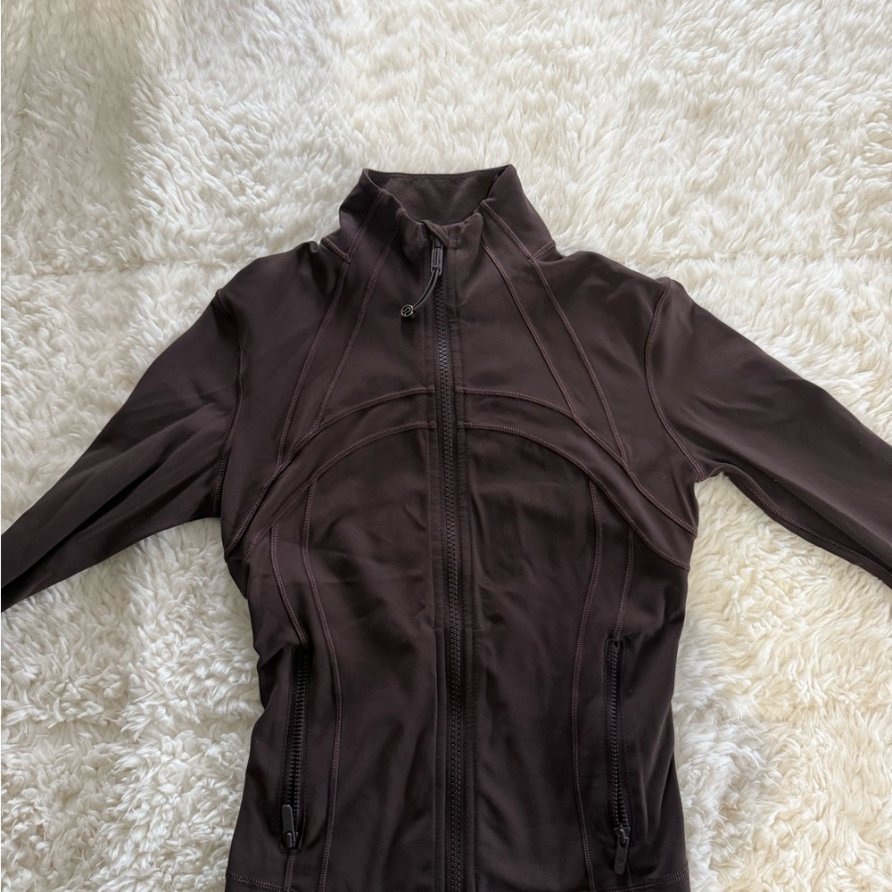 Lululemon Size 2 Espresso Cropped Define Jacket